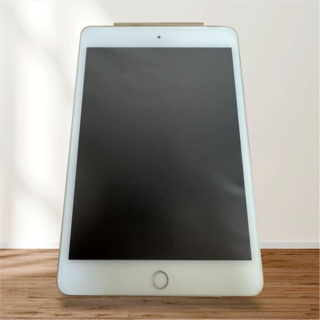 t*i様 iPad mini 第5世代 64GB Wi-Fiモデル シルバー