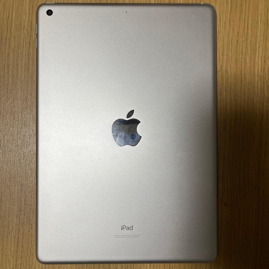 J*3様 Apple iPad 第9世代64GB初期化済み