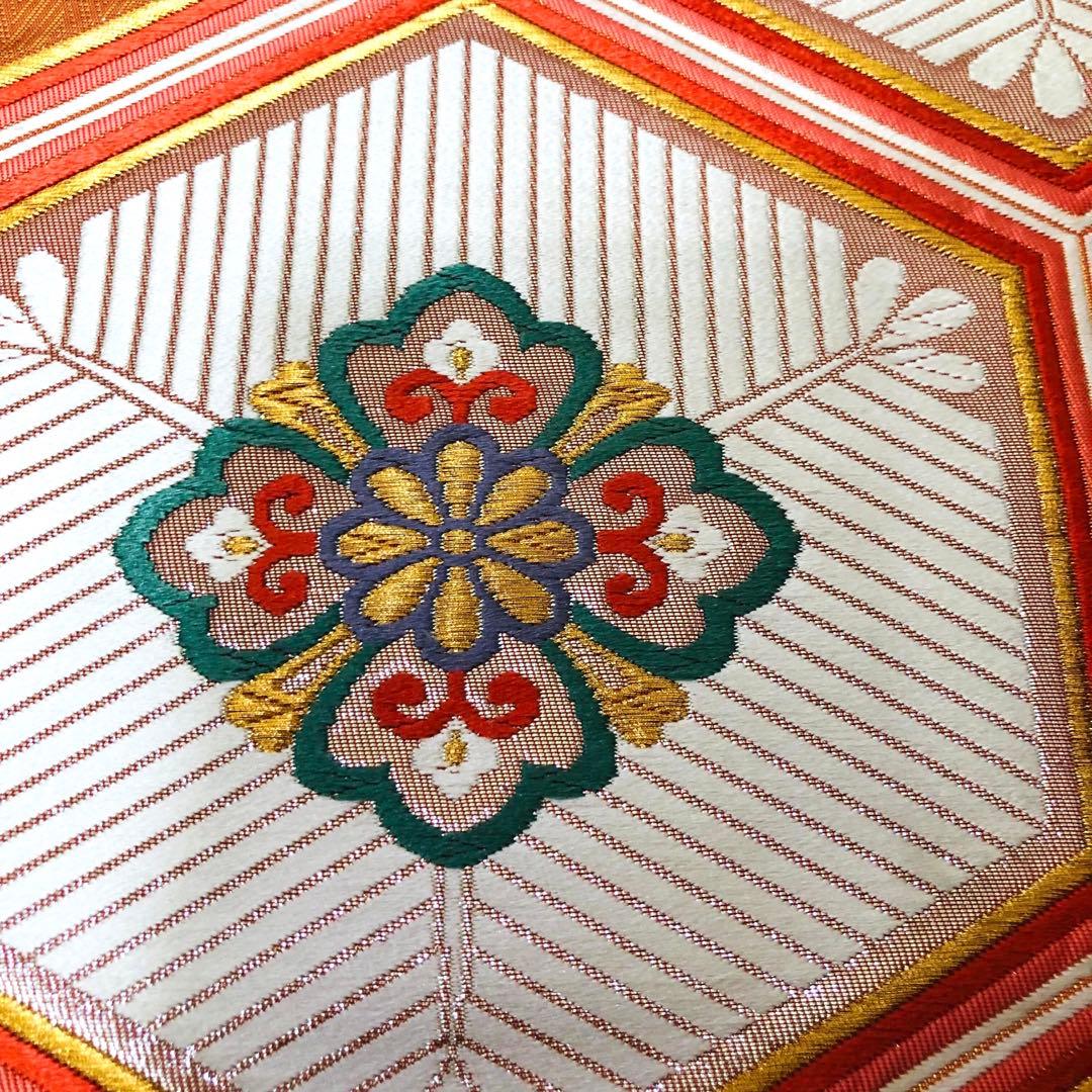 正絹振袖フルセット‼️愛らしいクリーム赤字豪華絞り⭐︎家紋柄金糸刺繍見惚れる金彩逸品