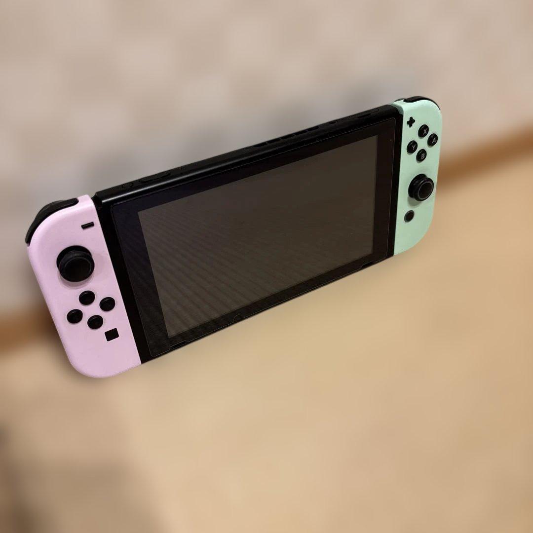 Nintendo Switch :Joy-Con4本 ・充電ポート・SD付き
