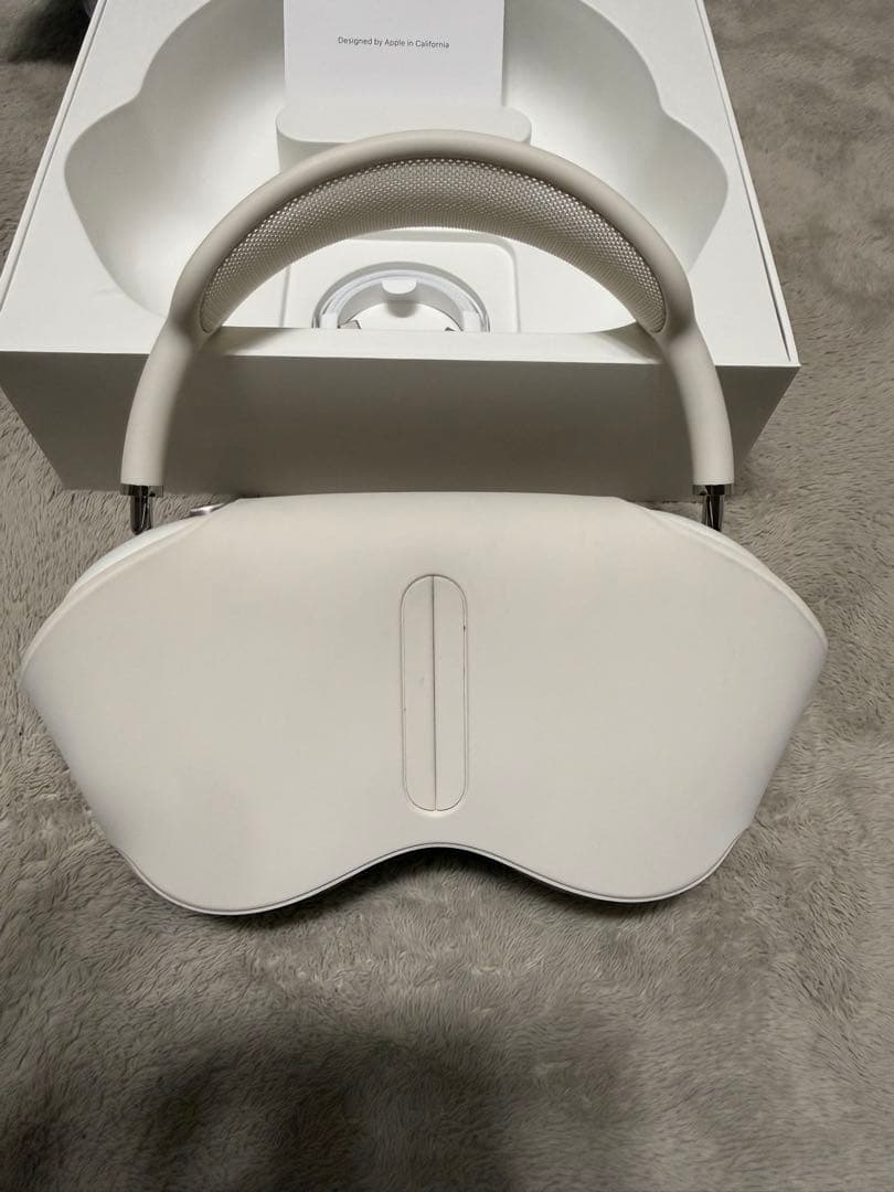 ヘッドホン AirPods Max