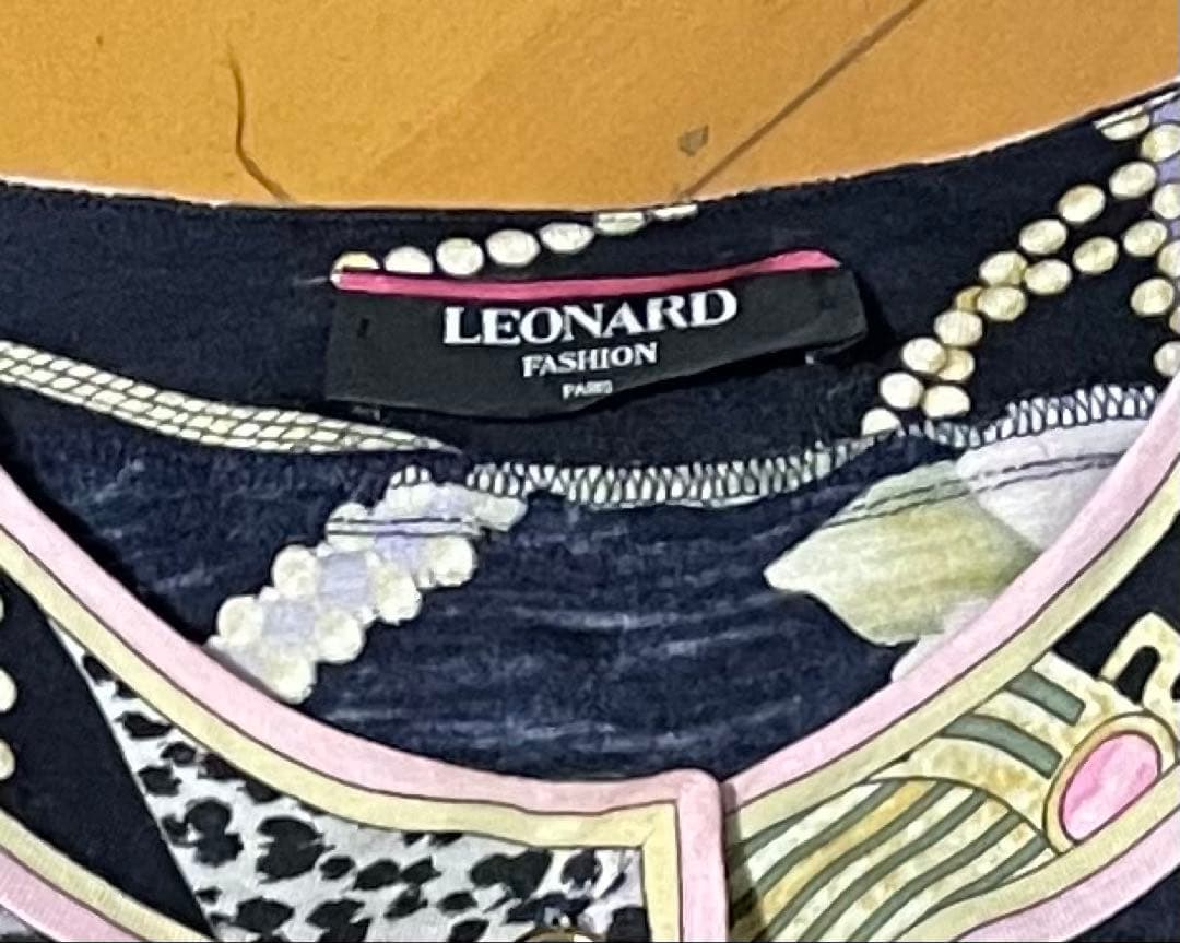 ♠️LEONARD(レオナール)♠️Lサイズ◆花柄◆長袖カーディガン