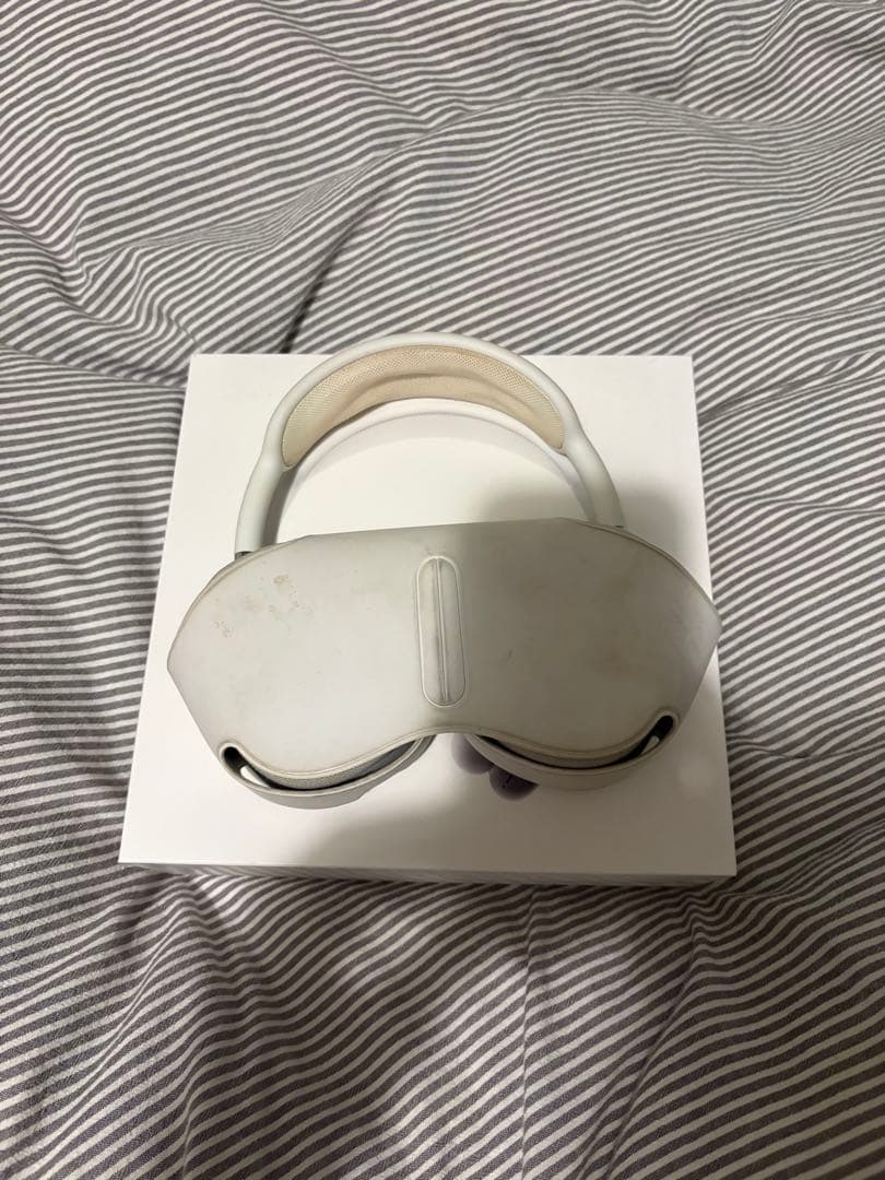 ヘッドホン AirPods Max