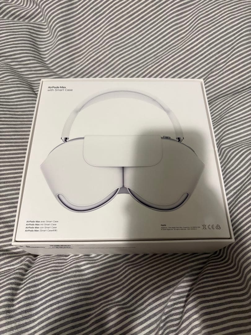 ヘッドホン AirPods Max