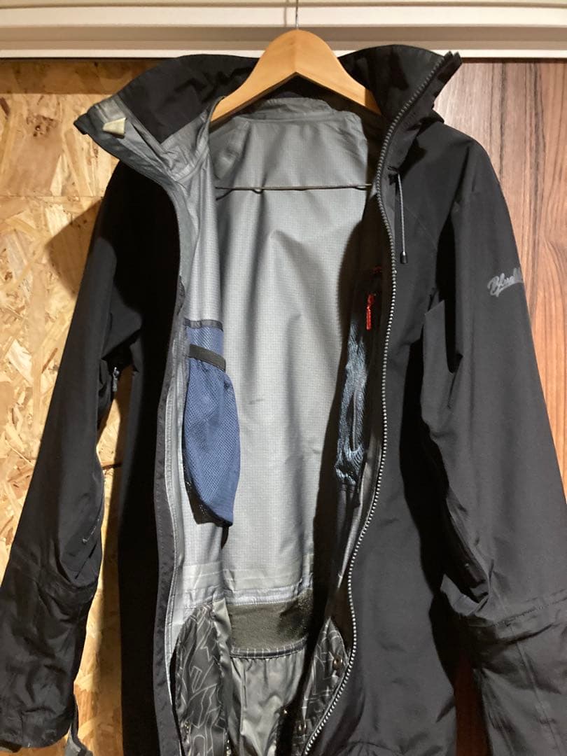 スノーボードウェア　blue blood GORE-TEX ジャケット