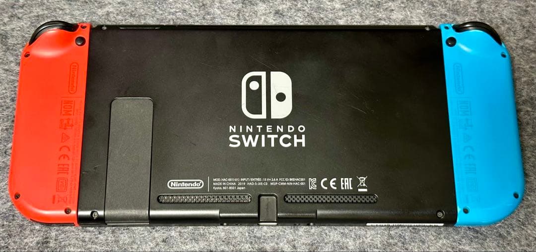 Nintendo Switch 本体 青/赤