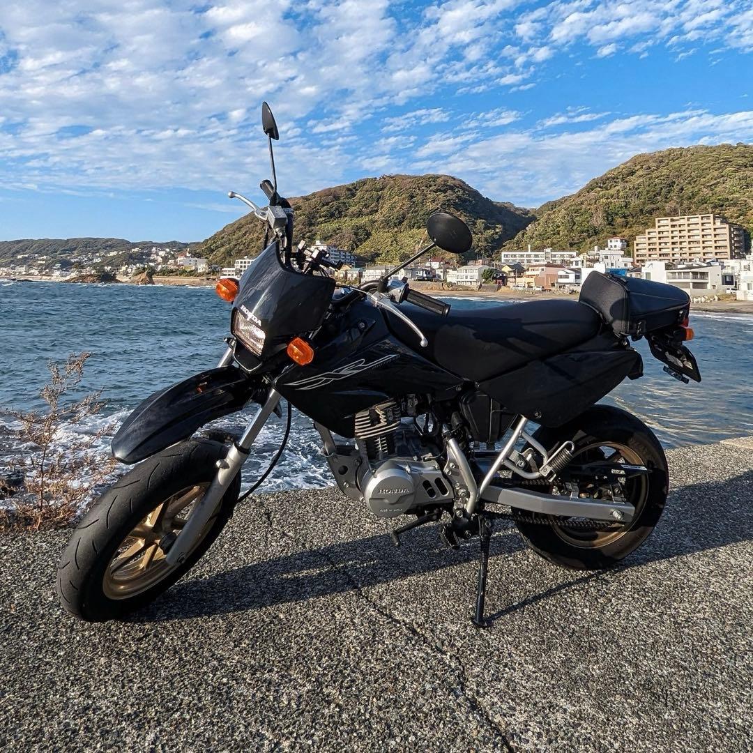 XR100モタード 純正改ハイシート