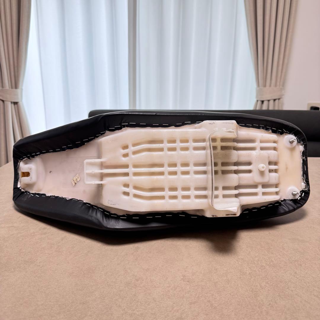 XR100モタード 純正改ハイシート