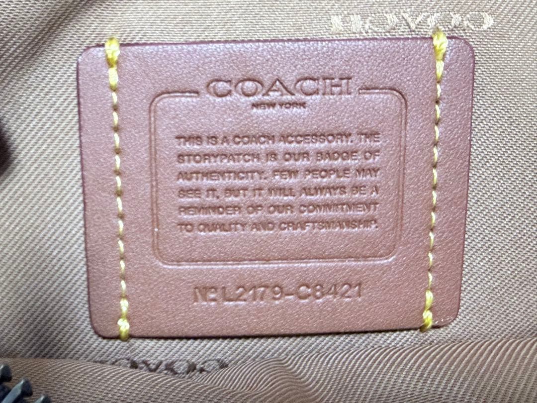 極上美品COACH ボディバッグ ブラウン C8421 チャーター シグネチャー