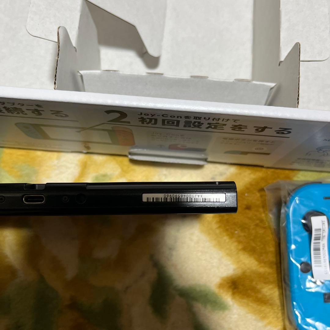 Nintendo Switch本体と付属品