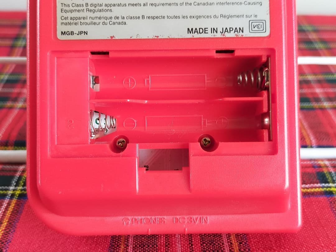 ゲームボーイ　本体　USED　赤　ジャンク品