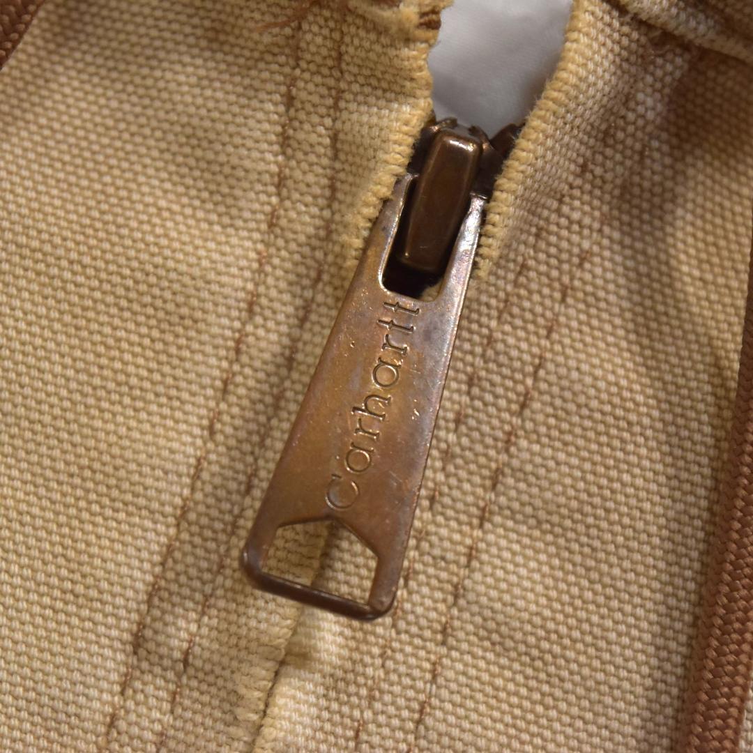 Carhartt アクティブジャケット 企業ロゴ刺繍 ダメージ