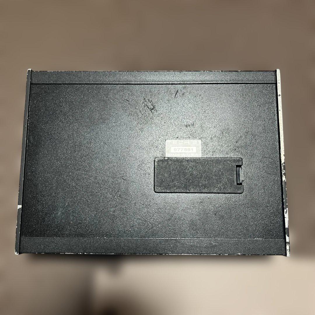 けけTech 21 SansAmp Bass D DI