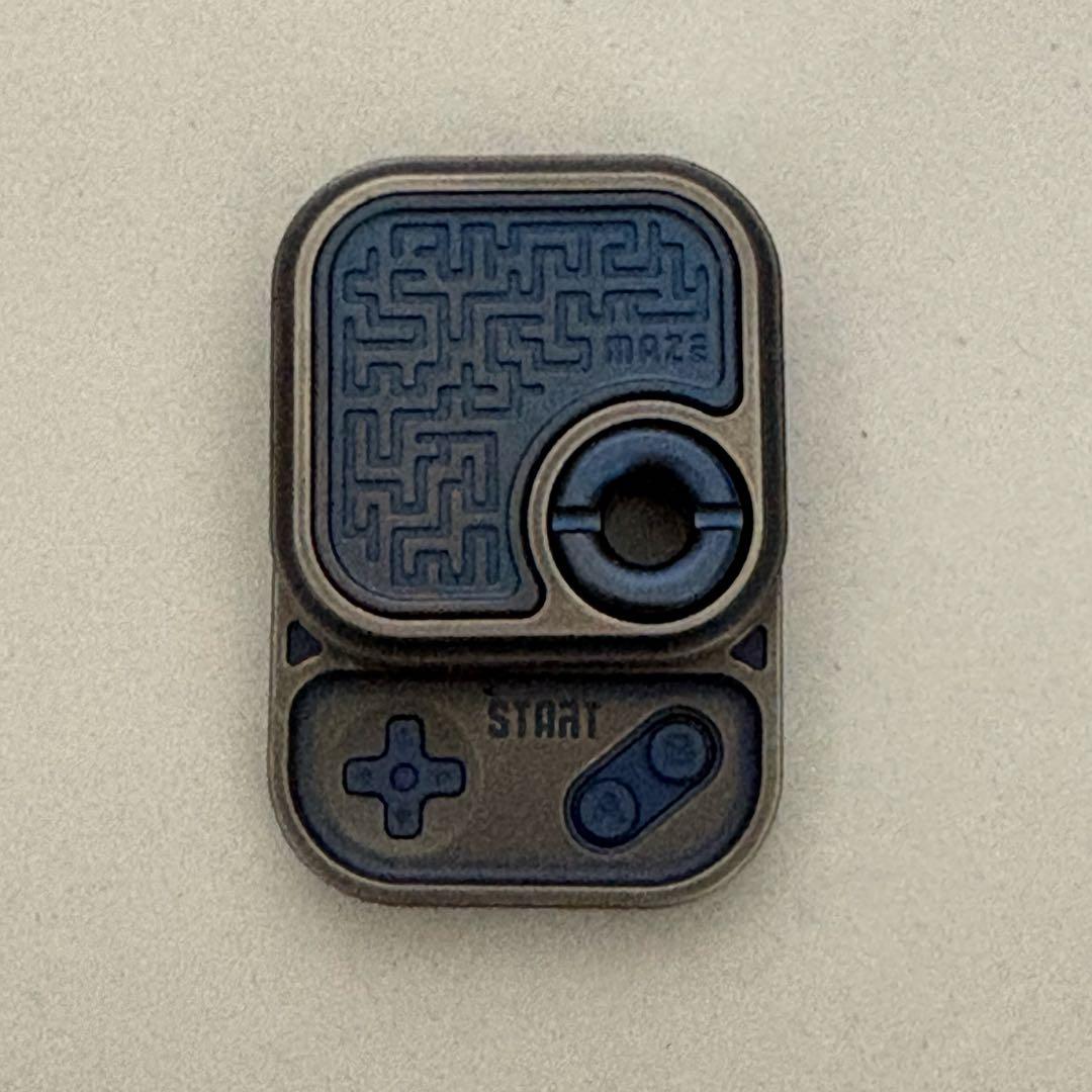 新品未開封　01EDC GAME CUBE Slider フィジェットトイEDC