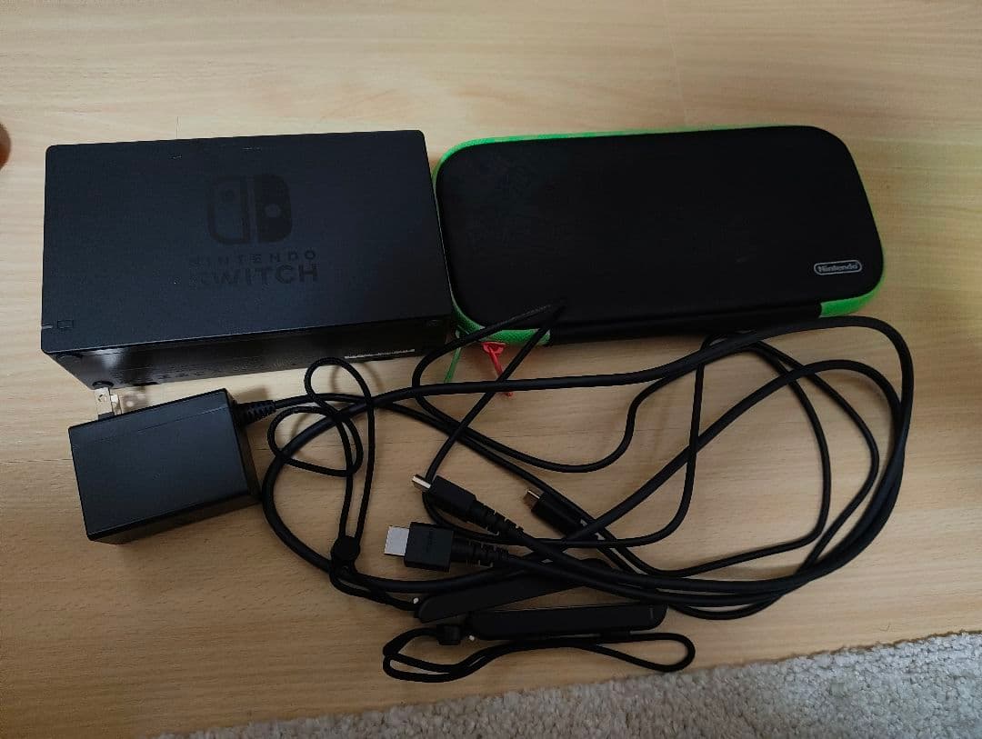 Nintendo Switch 本体 グリーン/レッド