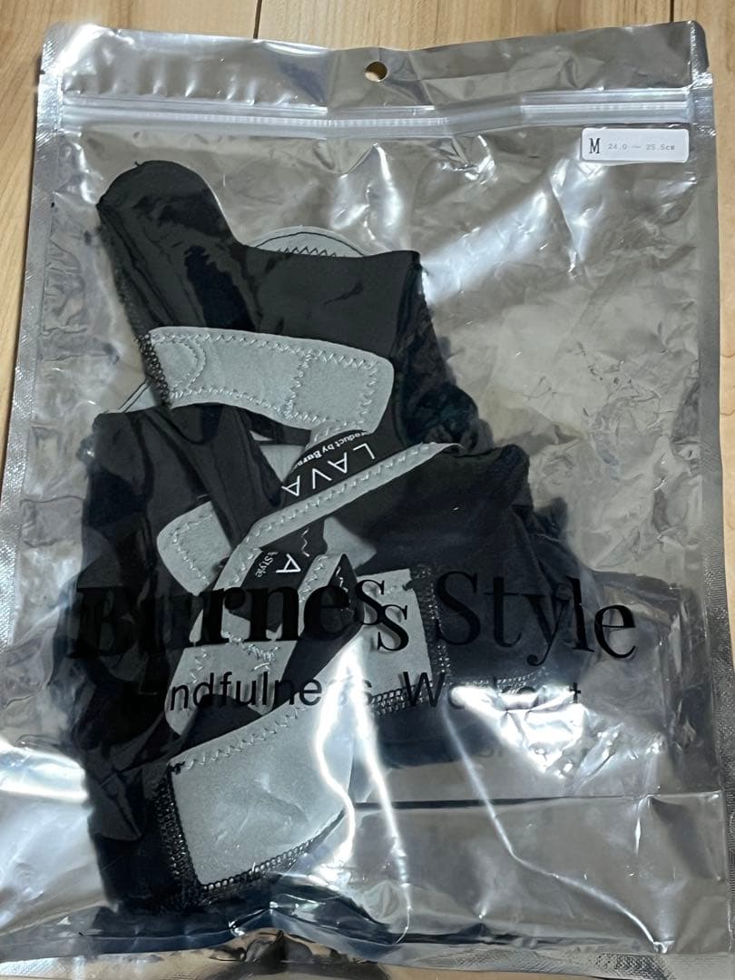 お値下げしました Burnes Style LAVA ボクシングM未開封