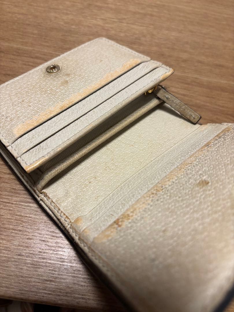 Gucci 二つ折り財布 アイボリー ストライプ