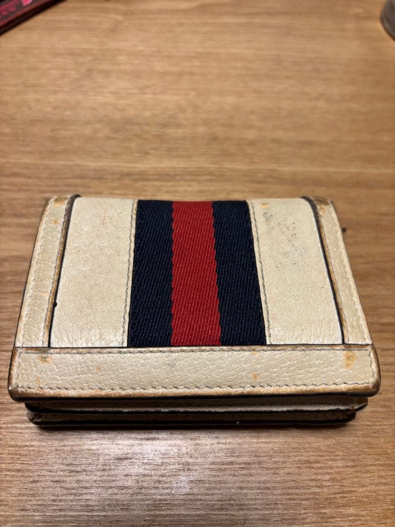 Gucci 二つ折り財布 アイボリー ストライプ