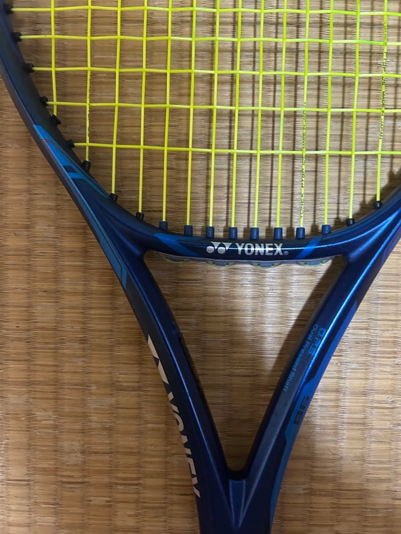 YONEX テニスラケット EZONE98