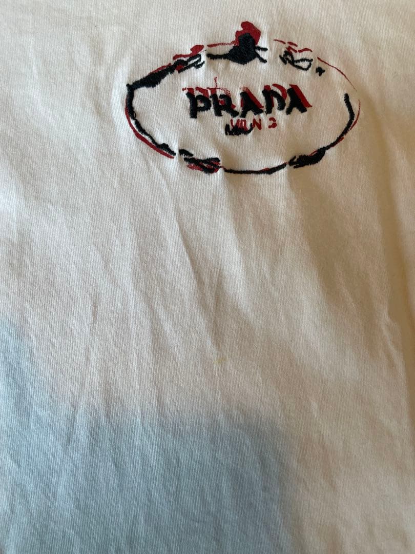 PRADA プラダTシャツ白ホワイト刺繍ポイント半袖