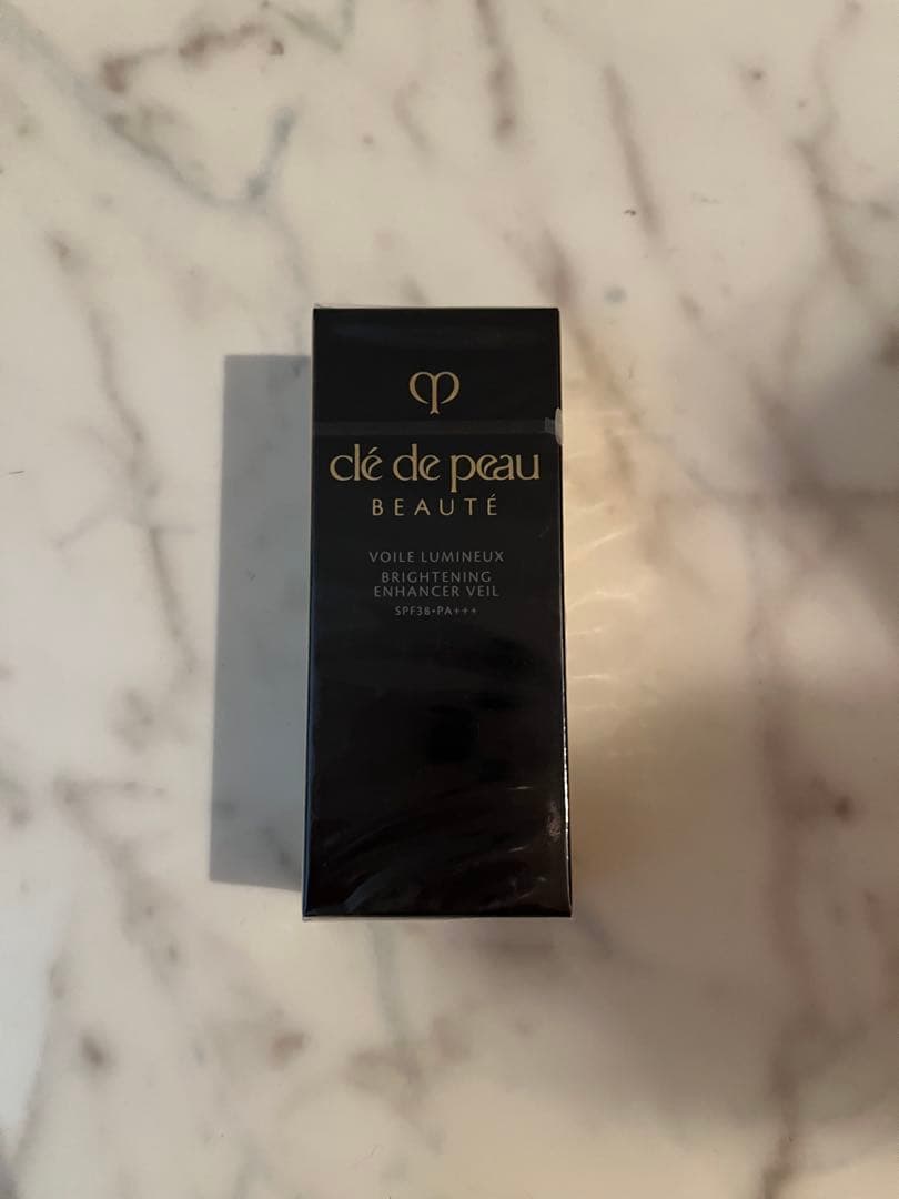 クレドポーボーテ　ヴォワールルミヌ　30ml