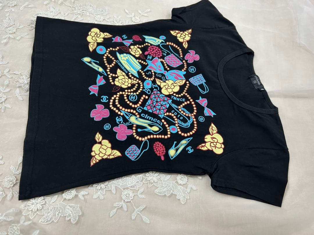CHANEL カラフルプリント Tシャツ