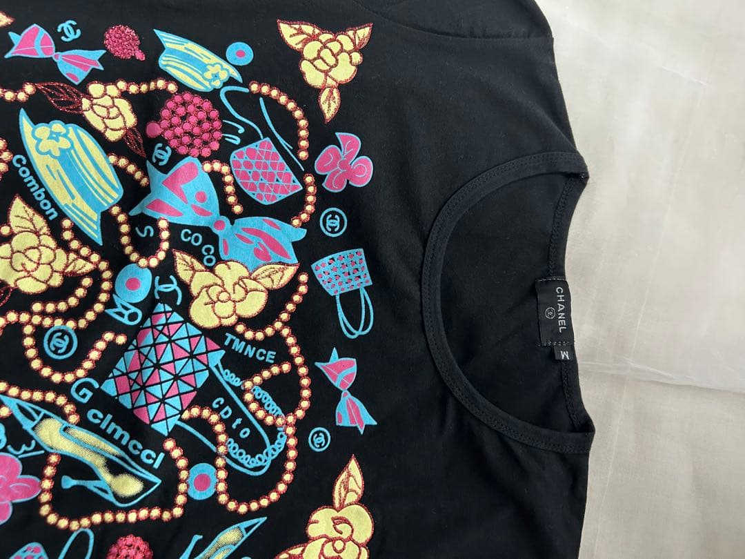 CHANEL カラフルプリント Tシャツ