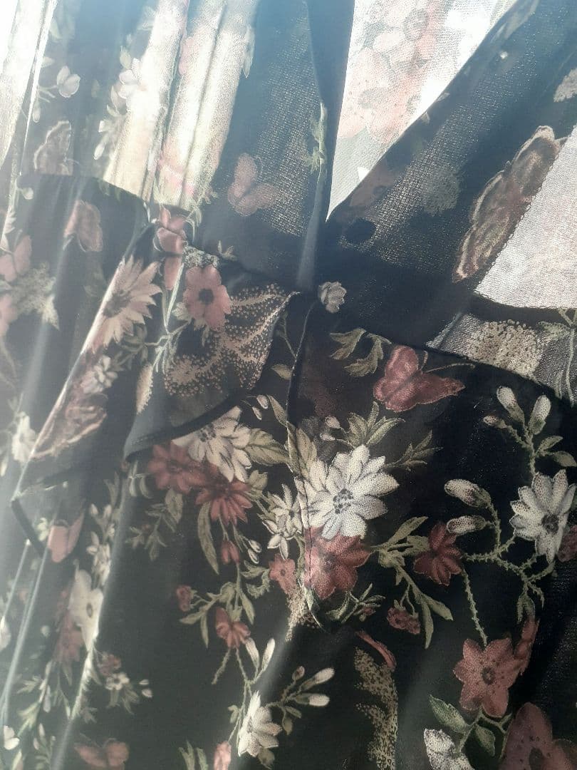 【美品】上品で可愛い　armoire caprice ワンピース