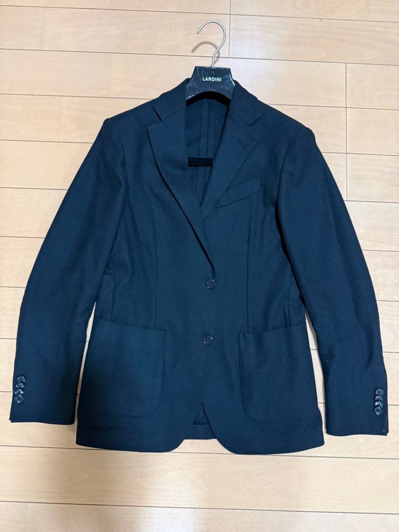 「日曜日迄価格」 LARDINI easy wear ウールサイズ 44ブラック