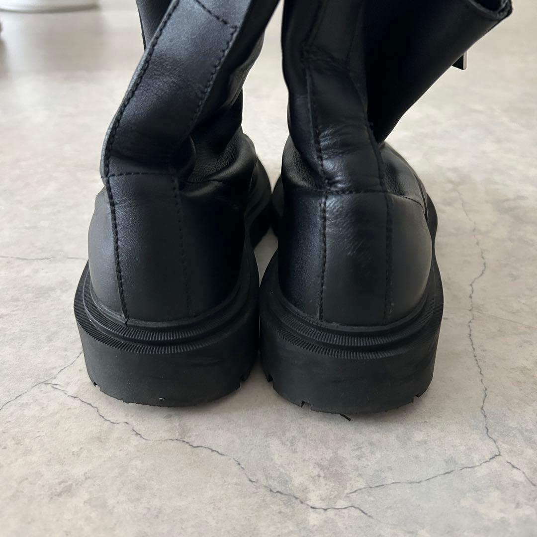 ZARA フロントジッパーリアルレザーアンクルブーツ　38 24.5cm 黒