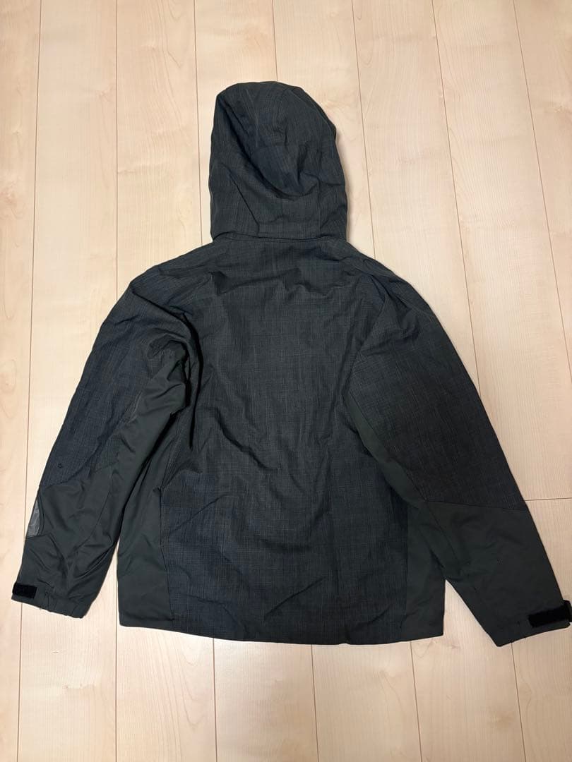 【美品！最終価格】デサント スキーウェア 上下セット 160
