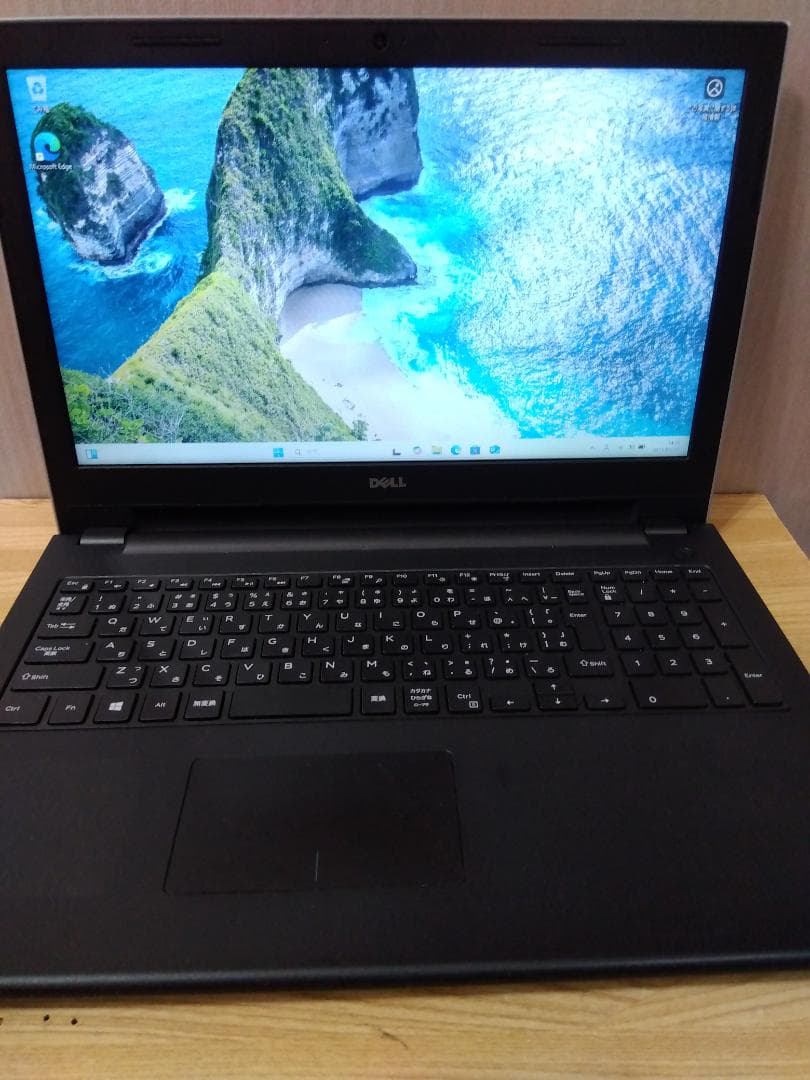 DELL Inspiron 15-3542 SSDでスムーズ動作