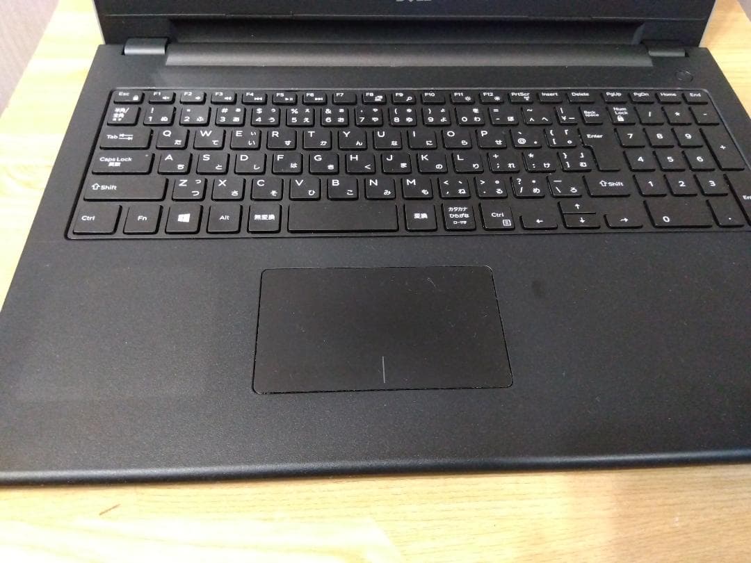 DELL Inspiron 15-3542 SSDでスムーズ動作