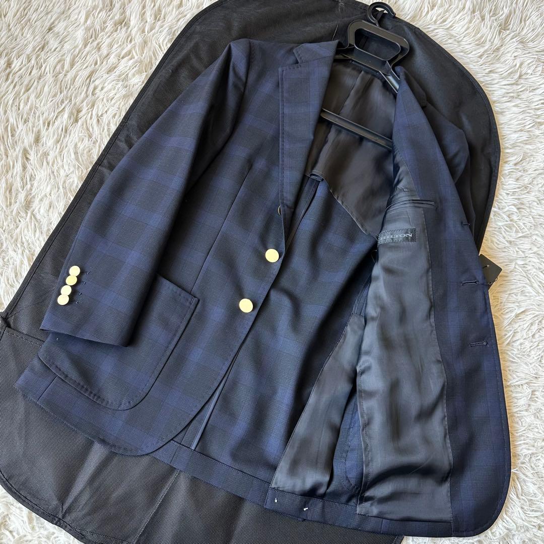 新品未使用✨紺ブレ　HILTON　カノニコ生地　金ボタン　チェック　青　段返り