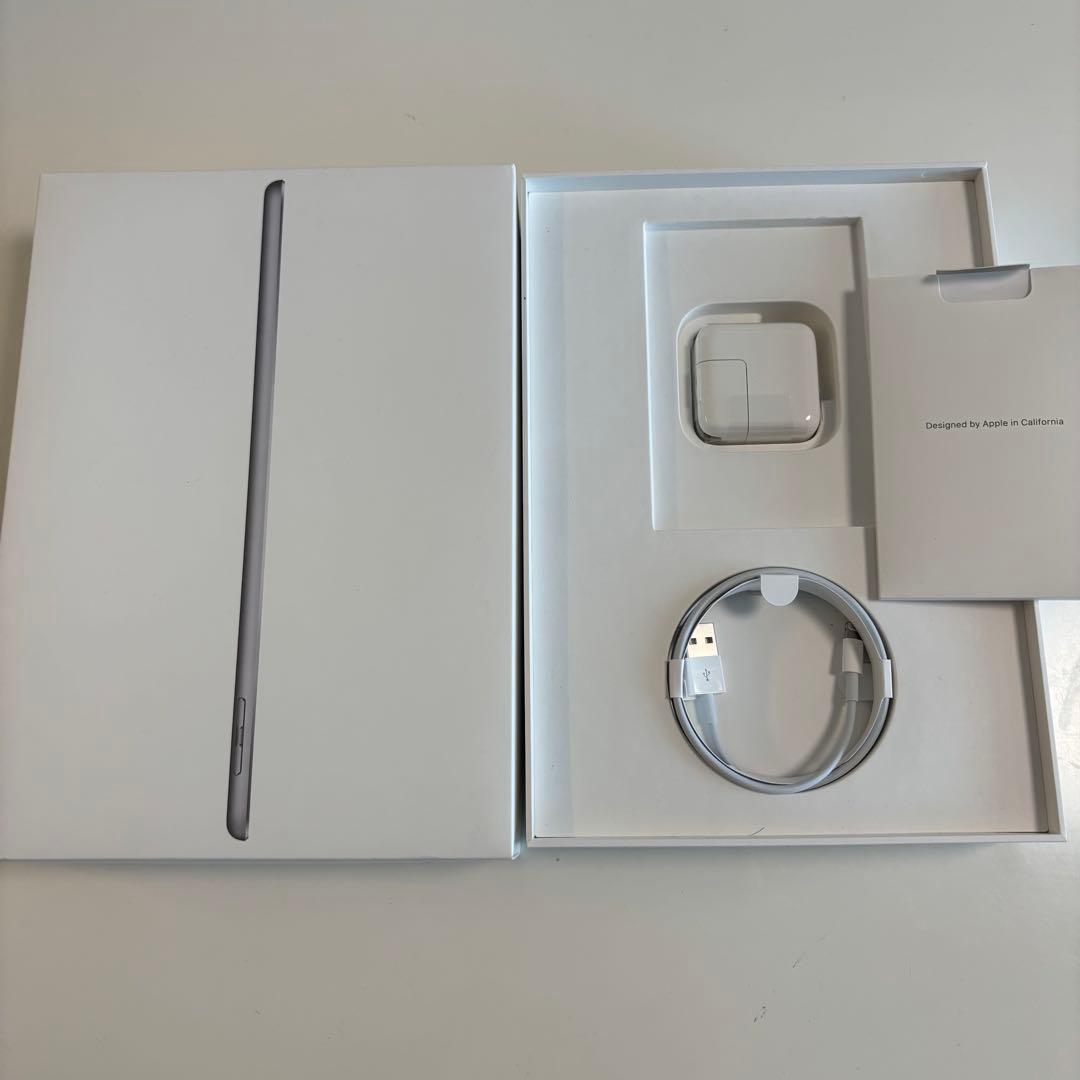 【極美品・付属品完備】iPad 第6世代 32GB シルバー｜画面・外装傷なし