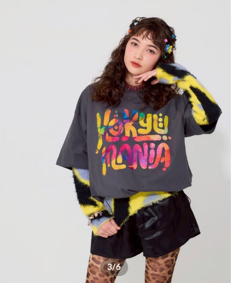 【新品】AURAFEY ロゴTシャツ☆