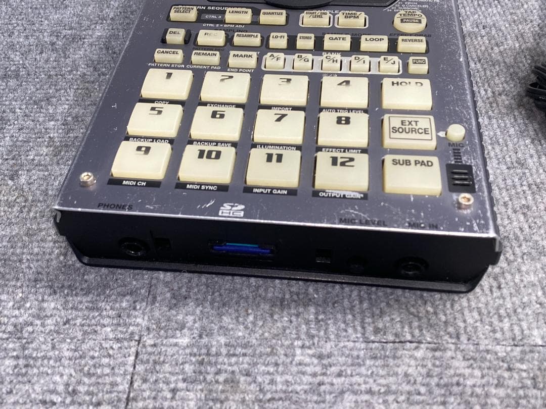 Roland SP-404SX サンプラー