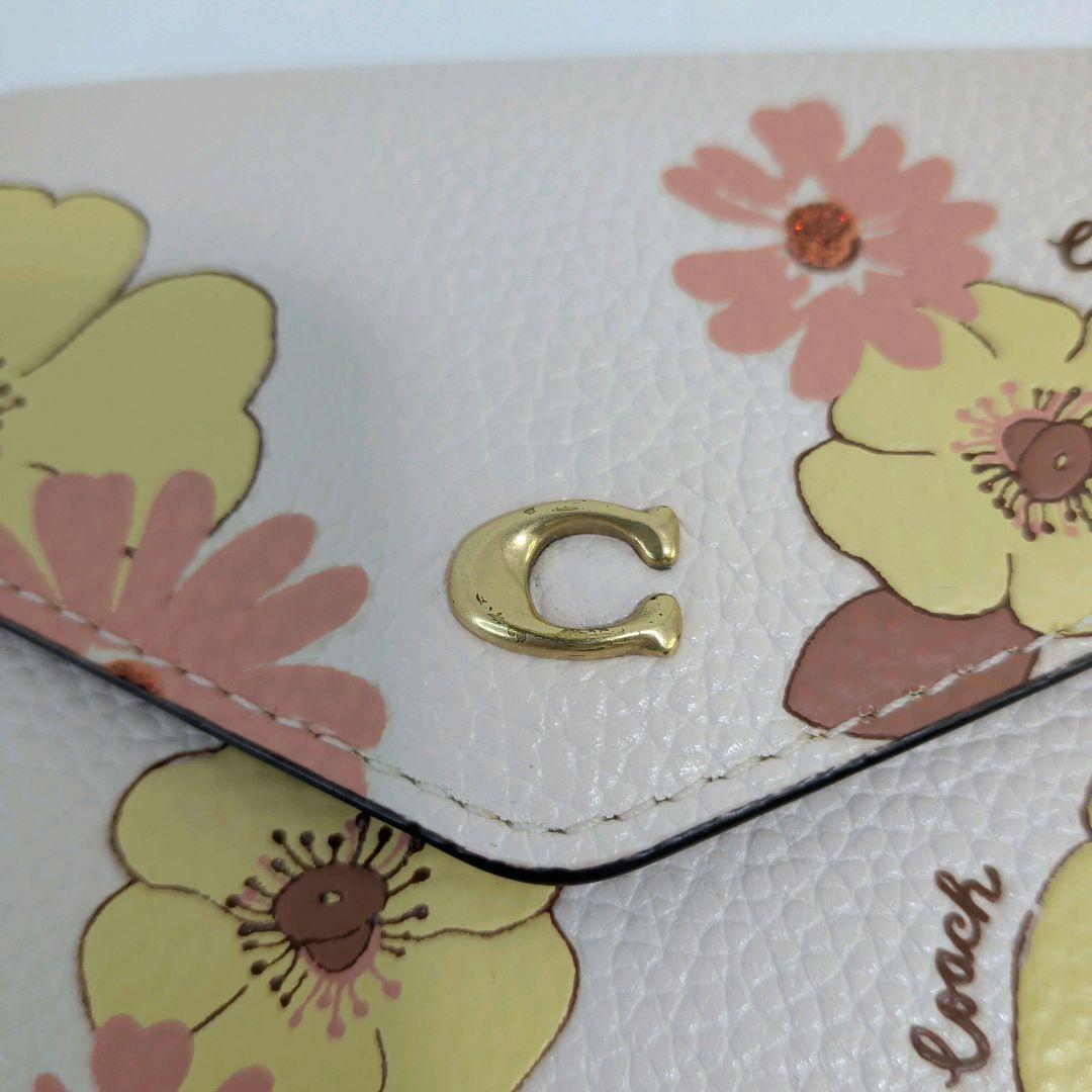 極美品✨️　COACH　現行　三つ折り財布　花柄　ゴールド金具　コンパクト