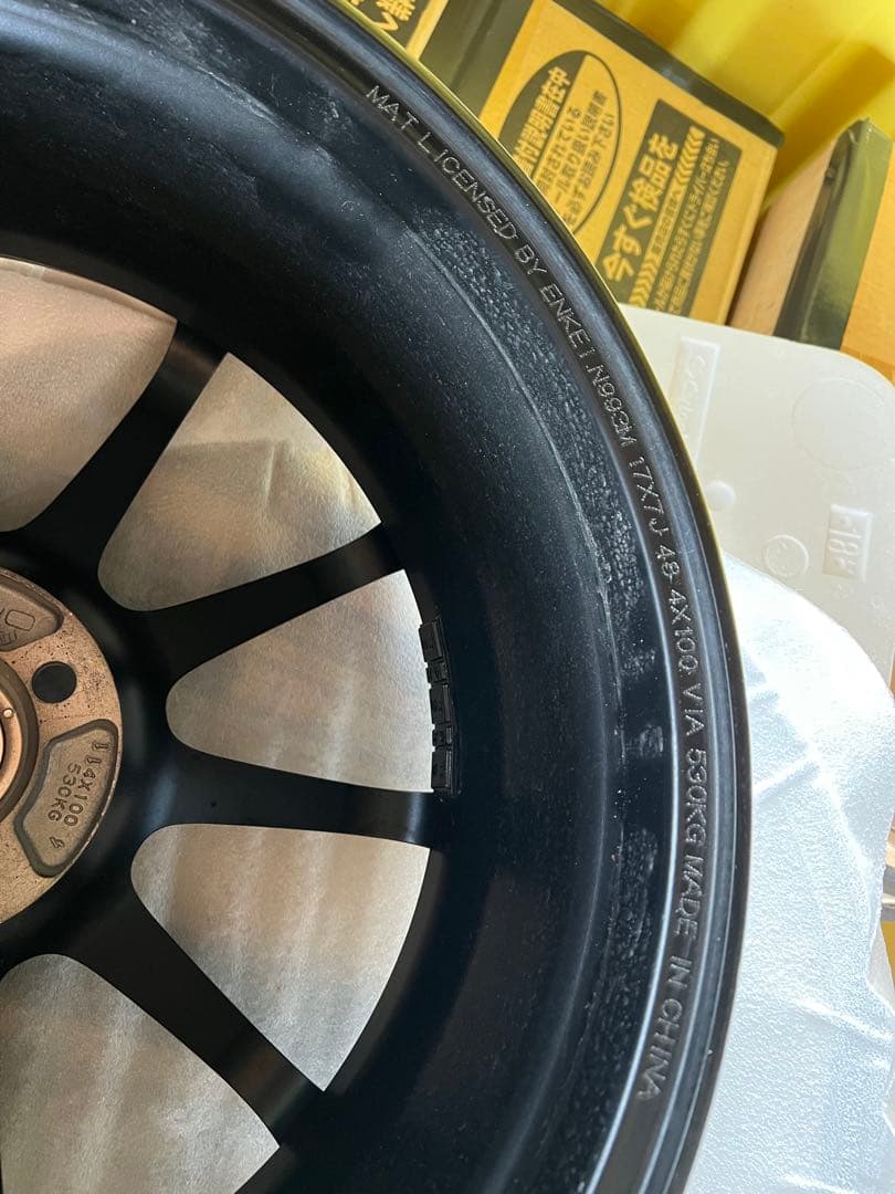 アドバンティレーシング17インチ ホイール　17×7.0 100 4 +48