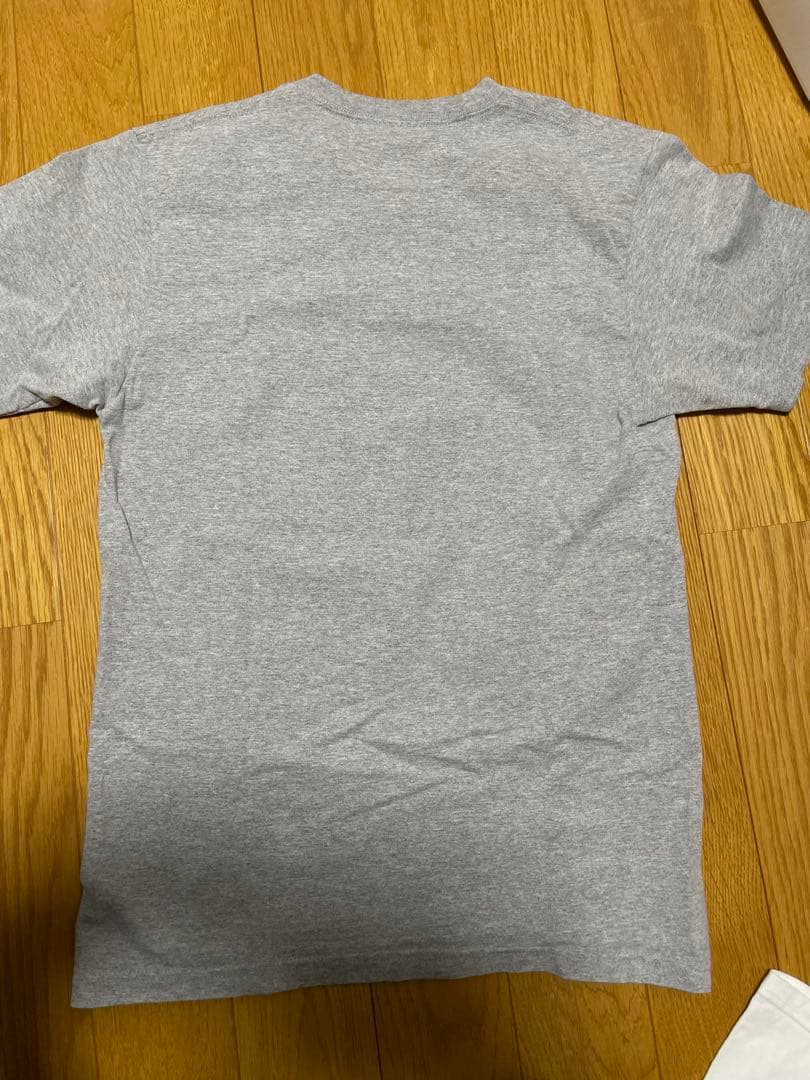 木村拓哉 着用 supreme crybaby Gray