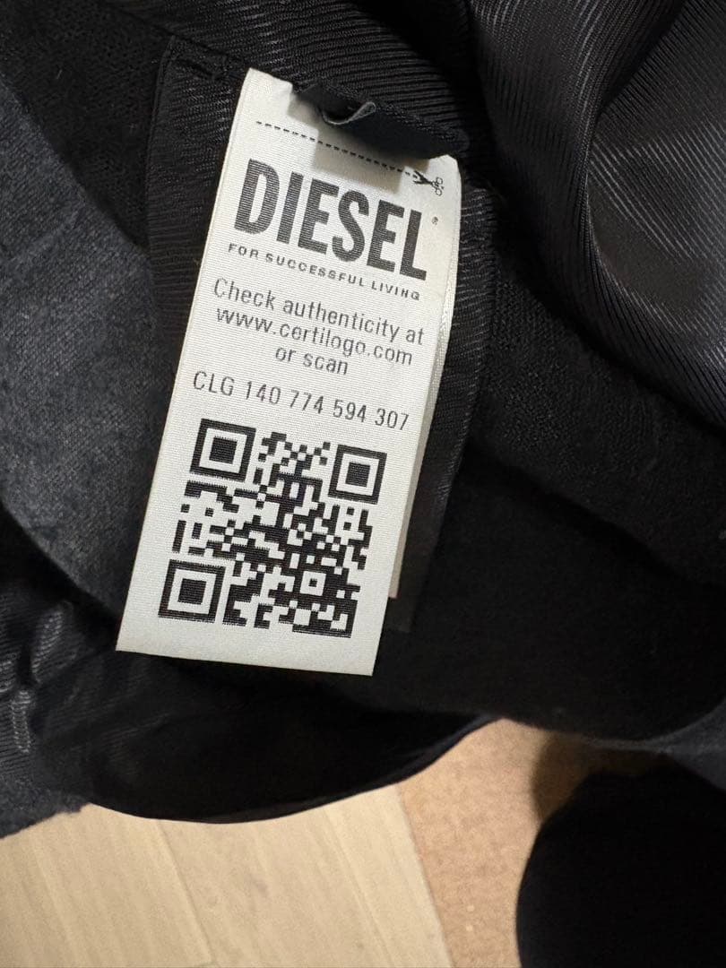 DIESEL 黒 ダブルブレスト チェスターコート