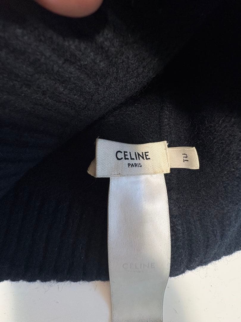 CELINE トリオンフ ニット帽 BTS テテ着用　カシミヤ