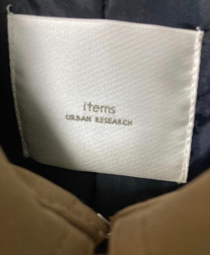ぎん　ITEMS urban research トレンチコート