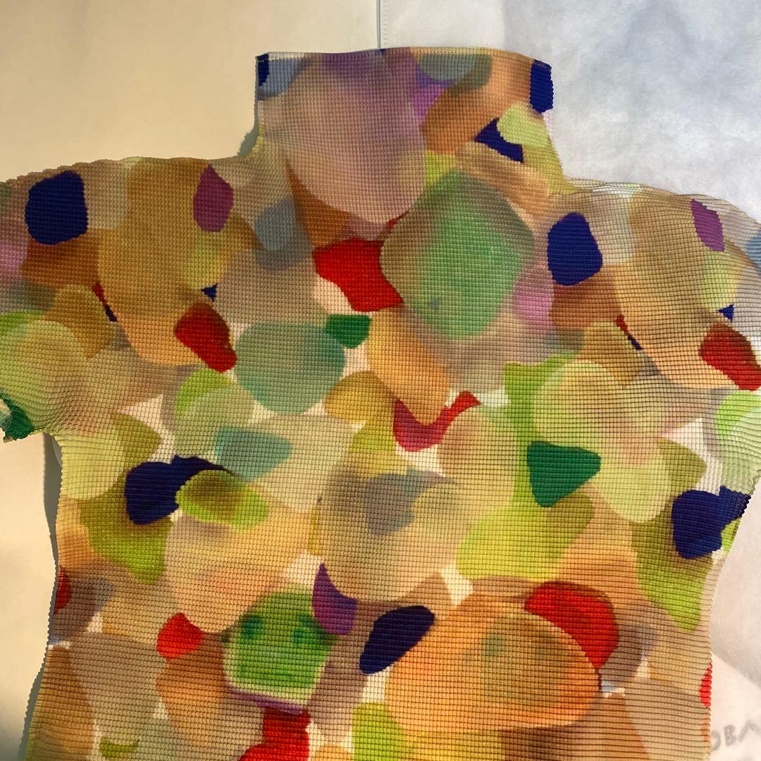 お値下げ　タグ付き　超美品　me ISSEY MIYAKE トップス