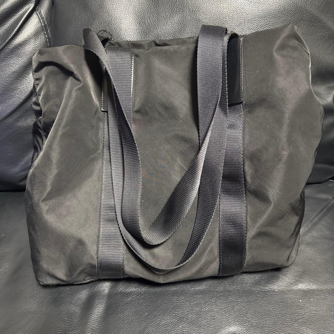 【入手困難】PRADA ブラック ショルダーバッグ プラダ 正規品