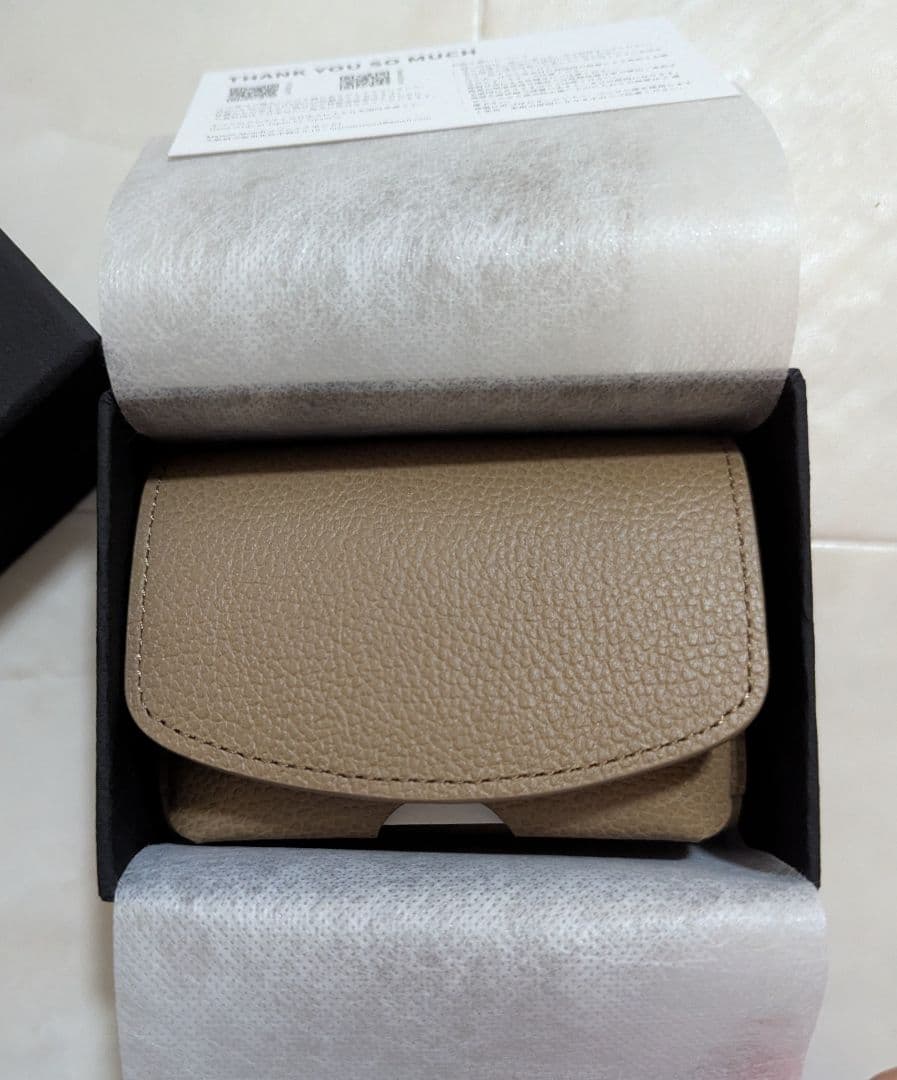 Maison Sbond　三つ折り財布　Amy Beige メゾンエスボンド