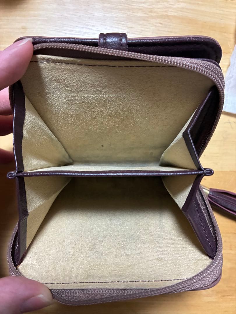 ATAO 二つ折り財布