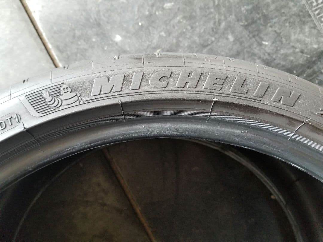 265/30ZR19 ミシュラン PILOT SPORT 4s 22年製造
