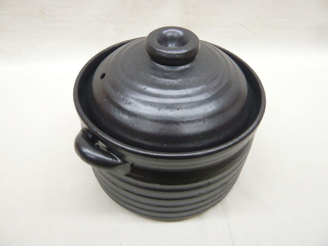 『萬古焼 二重蓋使用の3合炊きご飯釜 黒釉メタル』ガス・IH対応