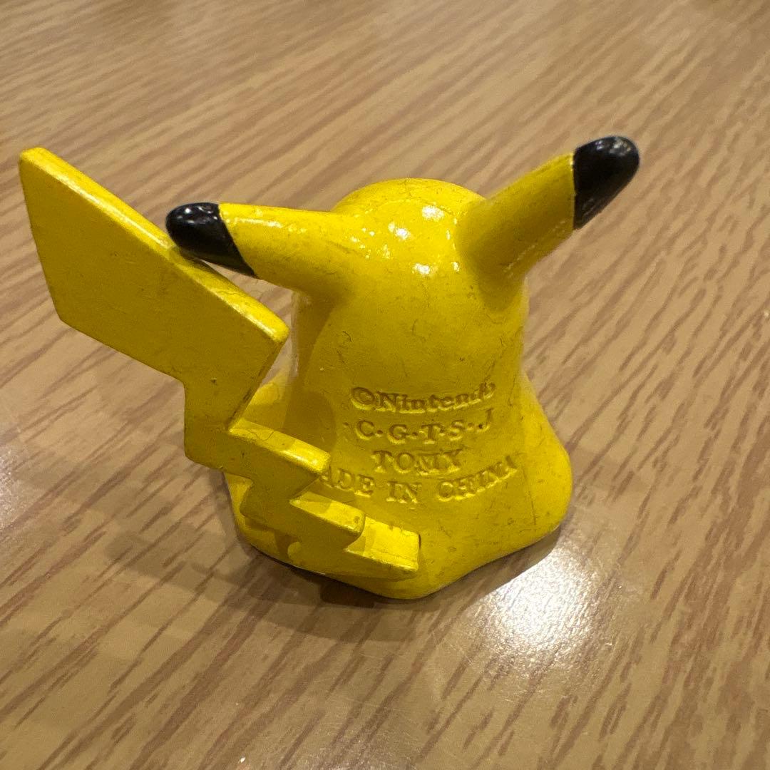 ピカチュウにへんしんしたメタモン　モンコレ　初期　ポケモンフィギュア